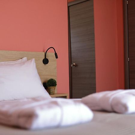 Conte Cristo Suites Paralía Kültér fotó