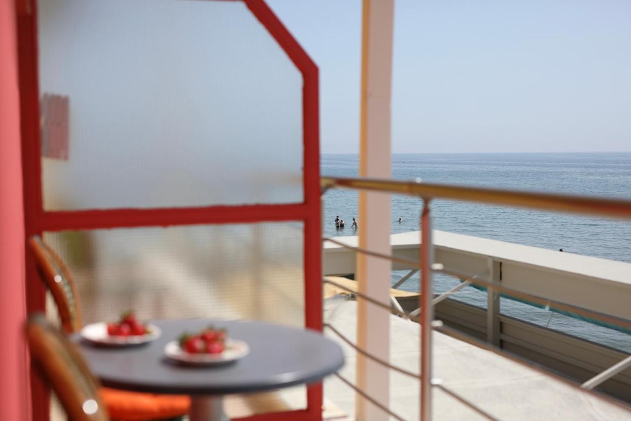 Conte Cristo Suites Paralía Kültér fotó