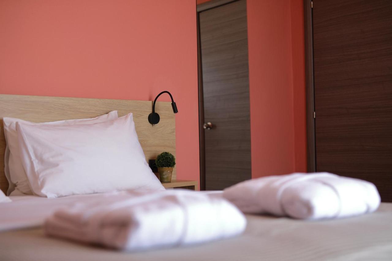 Conte Cristo Suites Paralía Kültér fotó